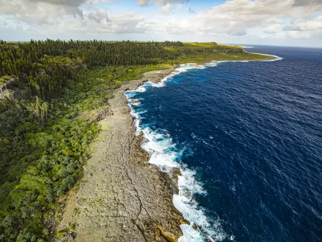 Shabadran Terraces in Maré