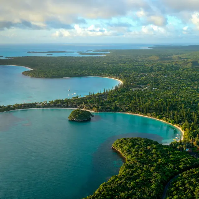 Baies de Kuto et Kanuméra