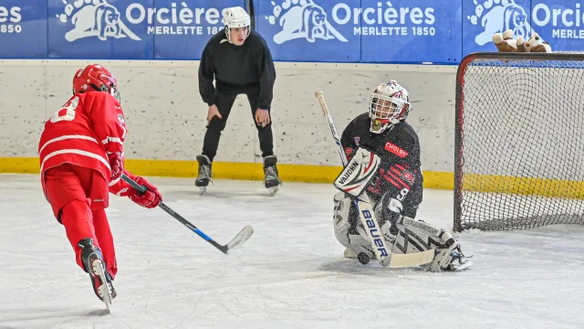 Ice hockey match