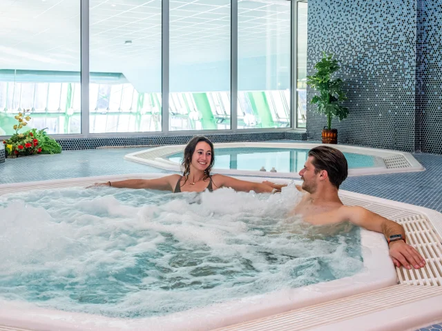 Spa van Palais des Sports