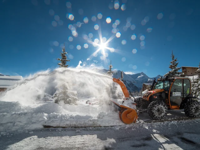 Snow clearance in the resort