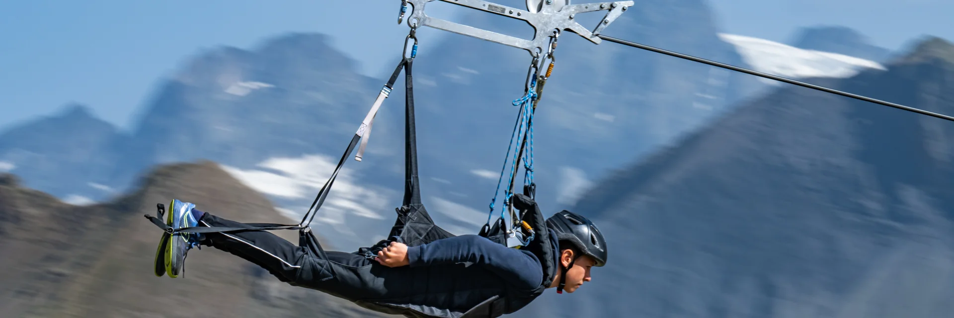 Tyrolean traverse in Orcières