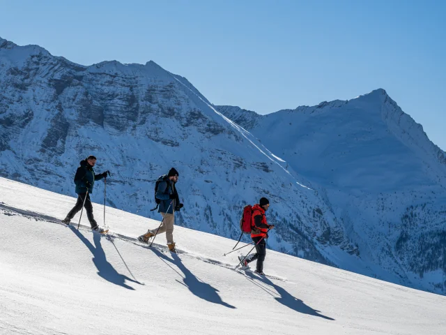 Raquetas de nieve en Jujal