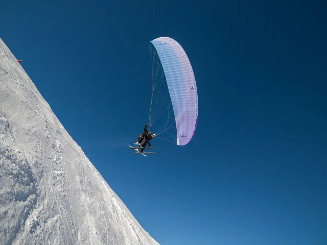 Parapente con esquís