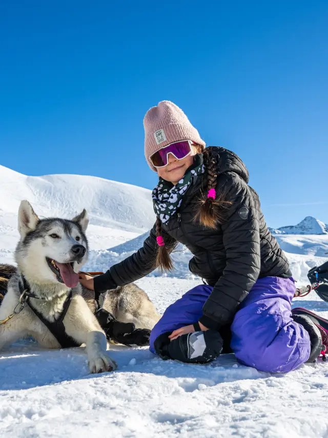 Family husky ride