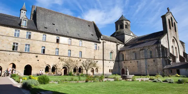 Abbaye d'Aubazine vue générale