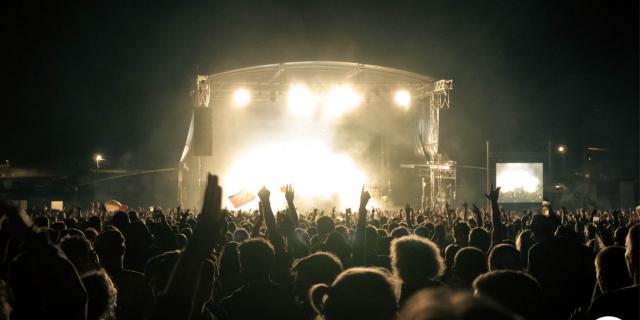 20150929 Photo Public + Scene Ecaussysteme 2 Png