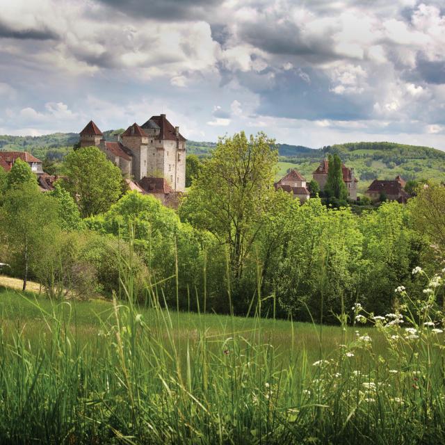 La pêche aux leurres  Vallée de la Dordogne Tourisme - Rocamadour,  Padirac, Autoire, Loubressac, Carennac, Collonges-la-Rouge