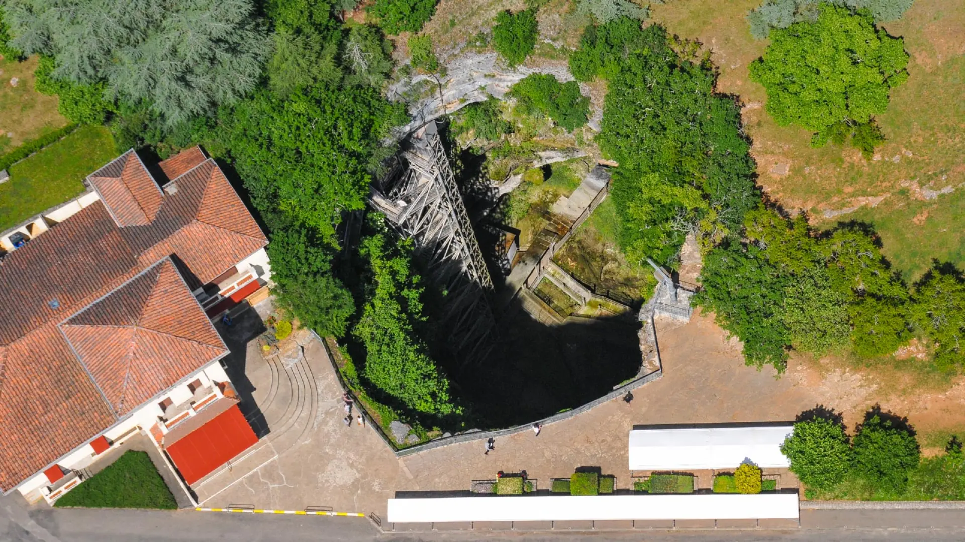 L'Orifice - Vue aérienne (2010)