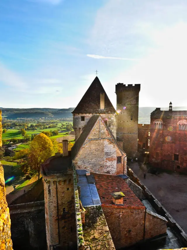 Chateau De Castelnau Bretenoux Vallee De La Dordogne.jpg