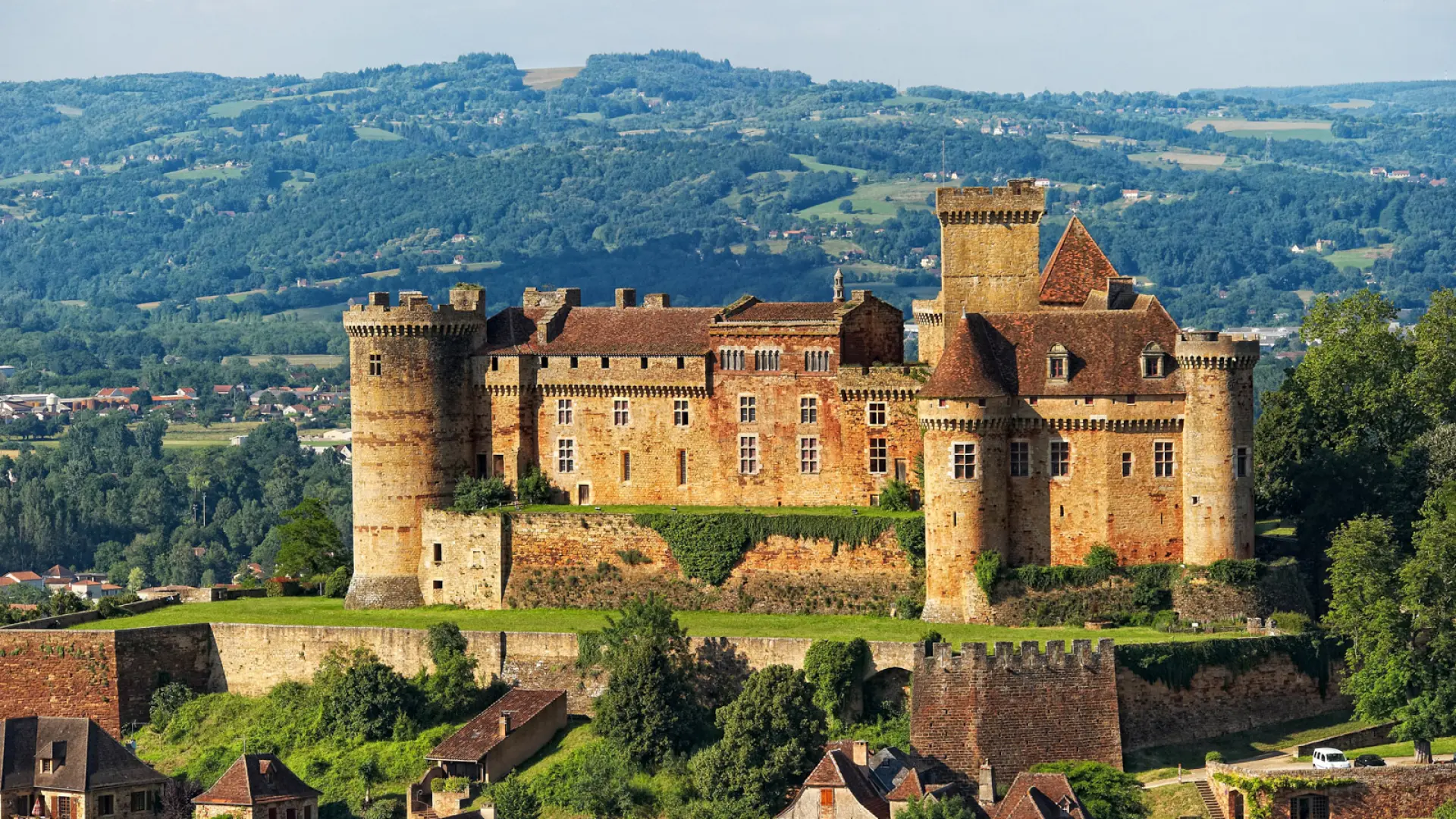 Chateau de Castelnau-Bretenoux