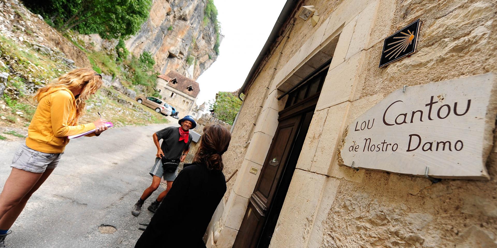 Gite Relais Du Pélerin De St Jacques Gîtes d'étape, accueil pèlerins | Vallée de la Dordogne Tourisme –  Rocamadour, Padirac, Autoire, Loubressac, Carennac, Collonges-la-Rouge
