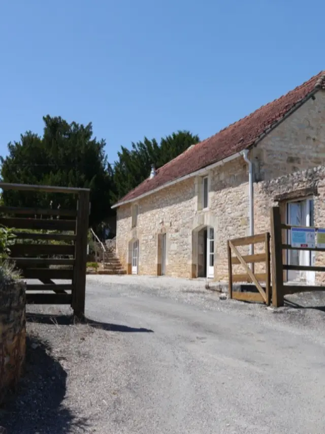 Grand Lac Grand Gite.jpg