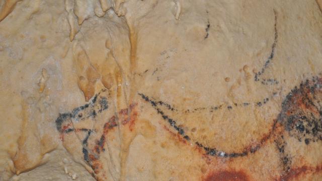 Grottes De Cougnac Gourdon .jpg