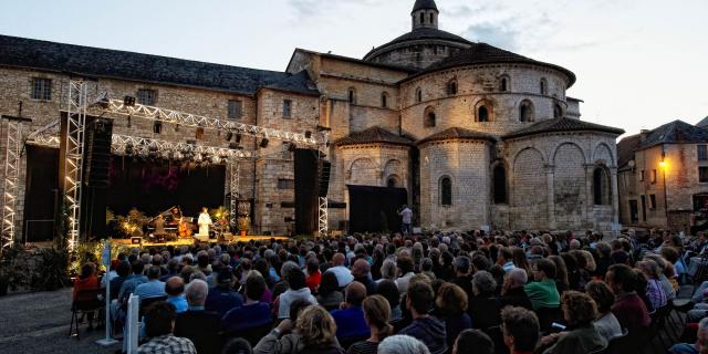 Souillac En Jazz Place De Betz.jpg