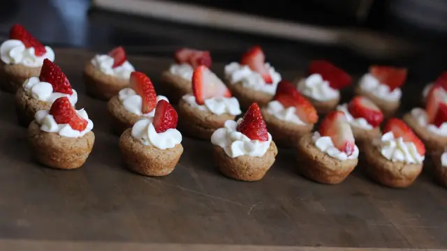 Strawberries 352471 960 720.jpg