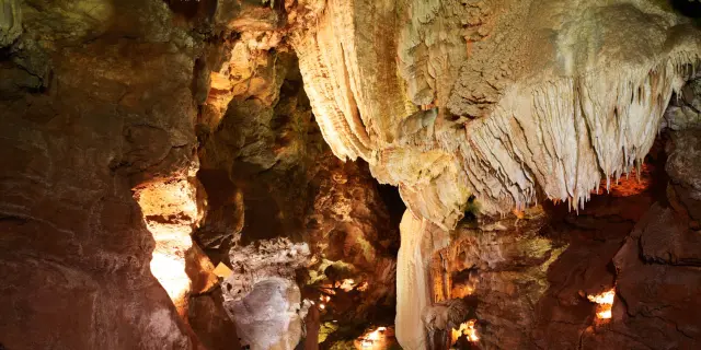 Visite Avec Un Batelier Du Gouffre De Padirac.jpg