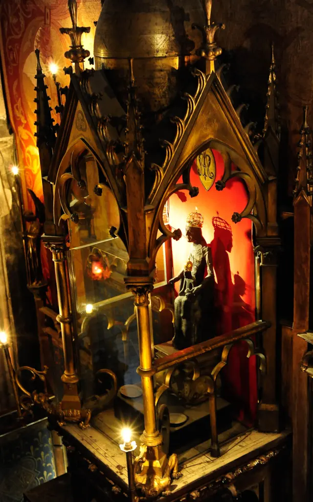 Visite Guidee Rocamadour La Vierge Noire .jpg