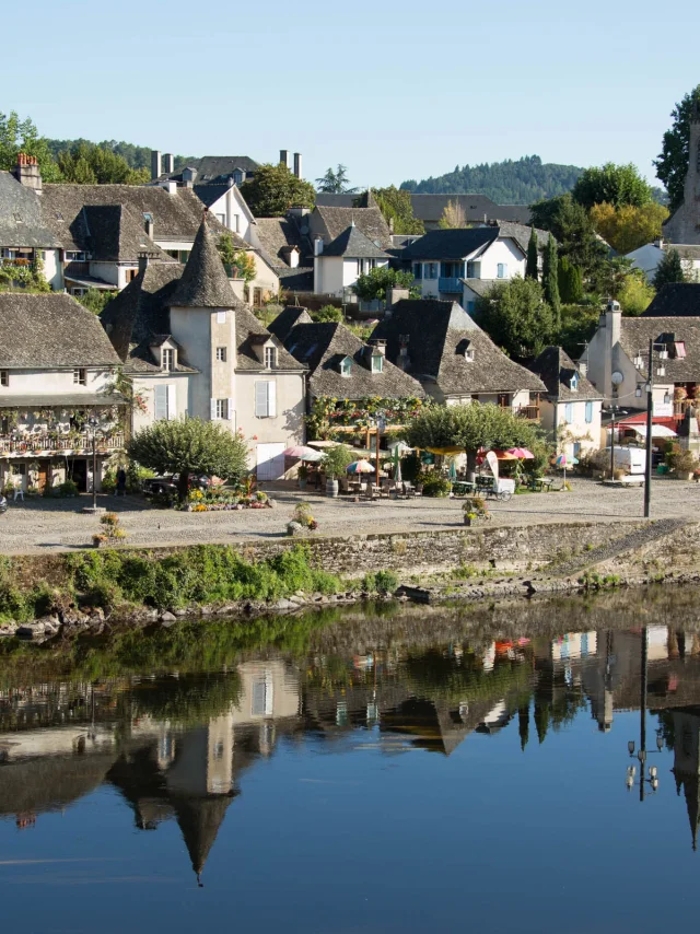 Les quais d'Argentat-sur-Dordogne