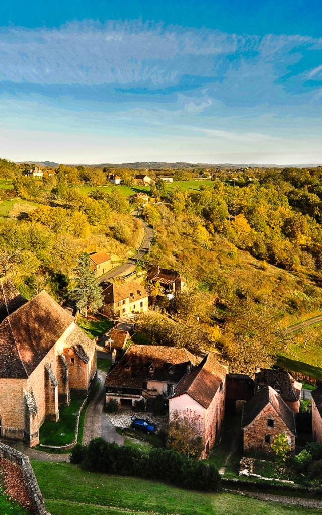 Vallee De La Dordogne En Automne 0.jpg