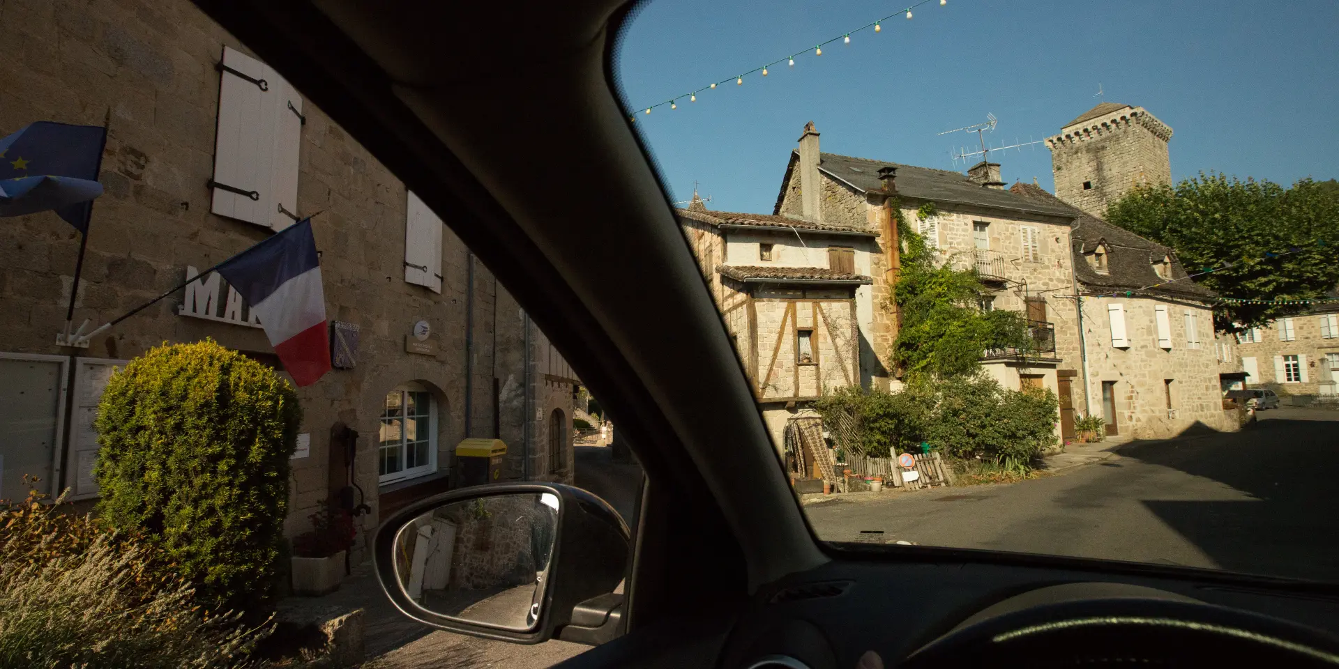 Voiture Village 0.jpg