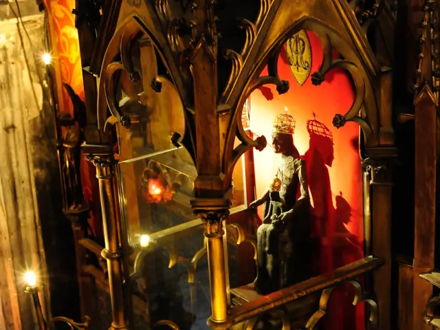 Visite Guidee Rocamadour La Vierge Noire .jpg