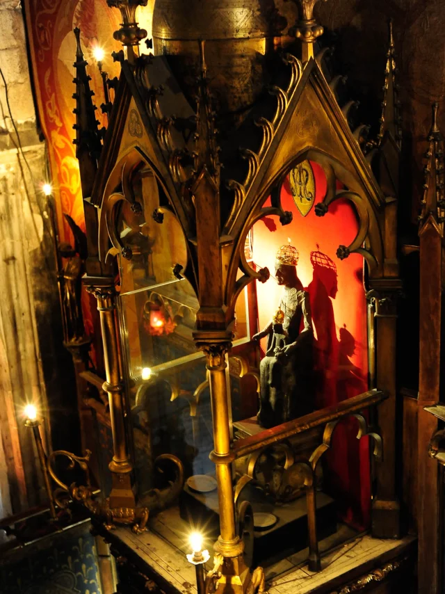 Visite Guidee Rocamadour La Vierge Noire .jpg