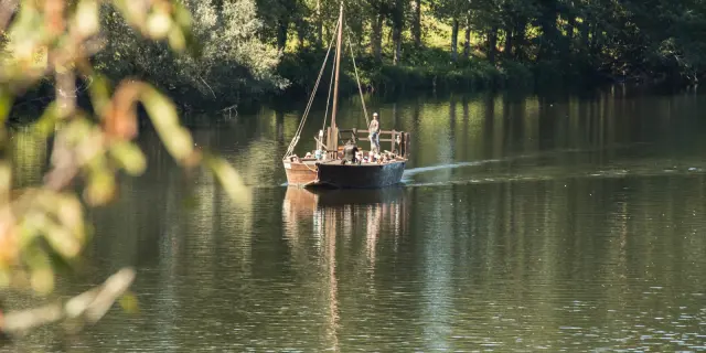 Visite Site Gabare Beaulieu Gabares Et Gabariers Malika Turin.jpg