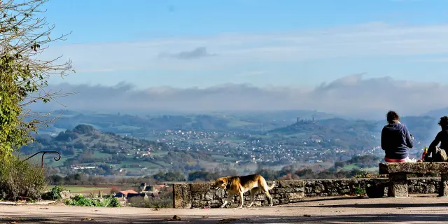 Visites Guidees Autoire Loubressac Panorama .jpg