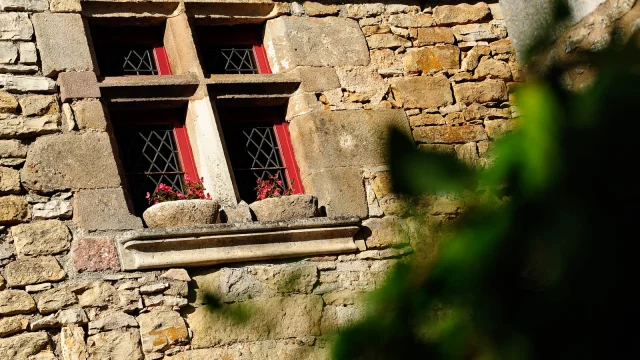 Visites Guidees Loubressac Maisons Nobles .jpg