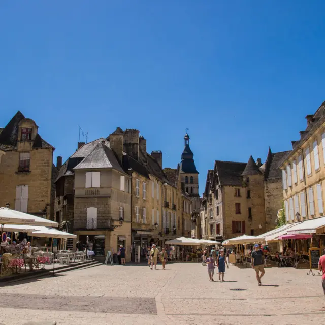 Visites Guidees Sarlat Place De La Liberte