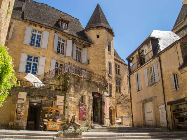 Visites Guidees Sarlat Quartier des Consuls