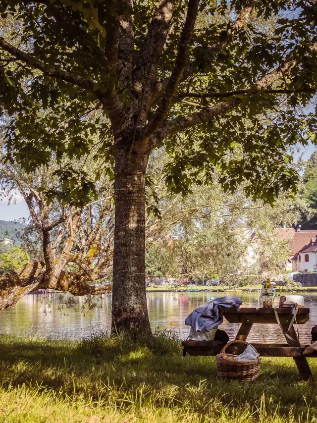 Apero Resquilhete Au Bord De Leau 1