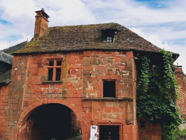 Instagram #collongeslarouge
