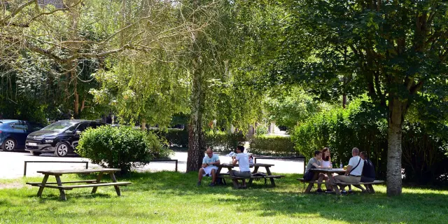 Espace pique-nique Grottes de Lacave