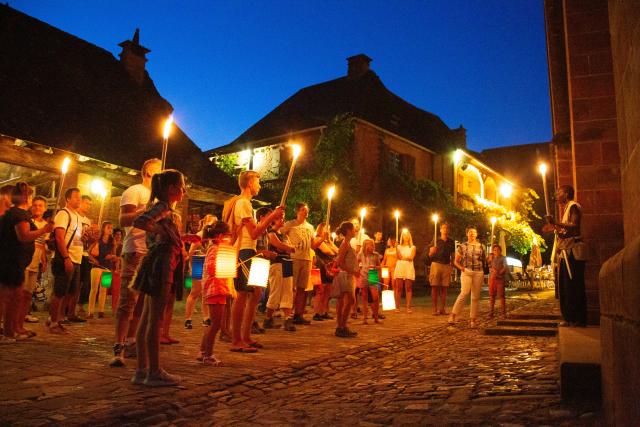 Visite Nocturne Flambeau Collonges©malikaturin 00024