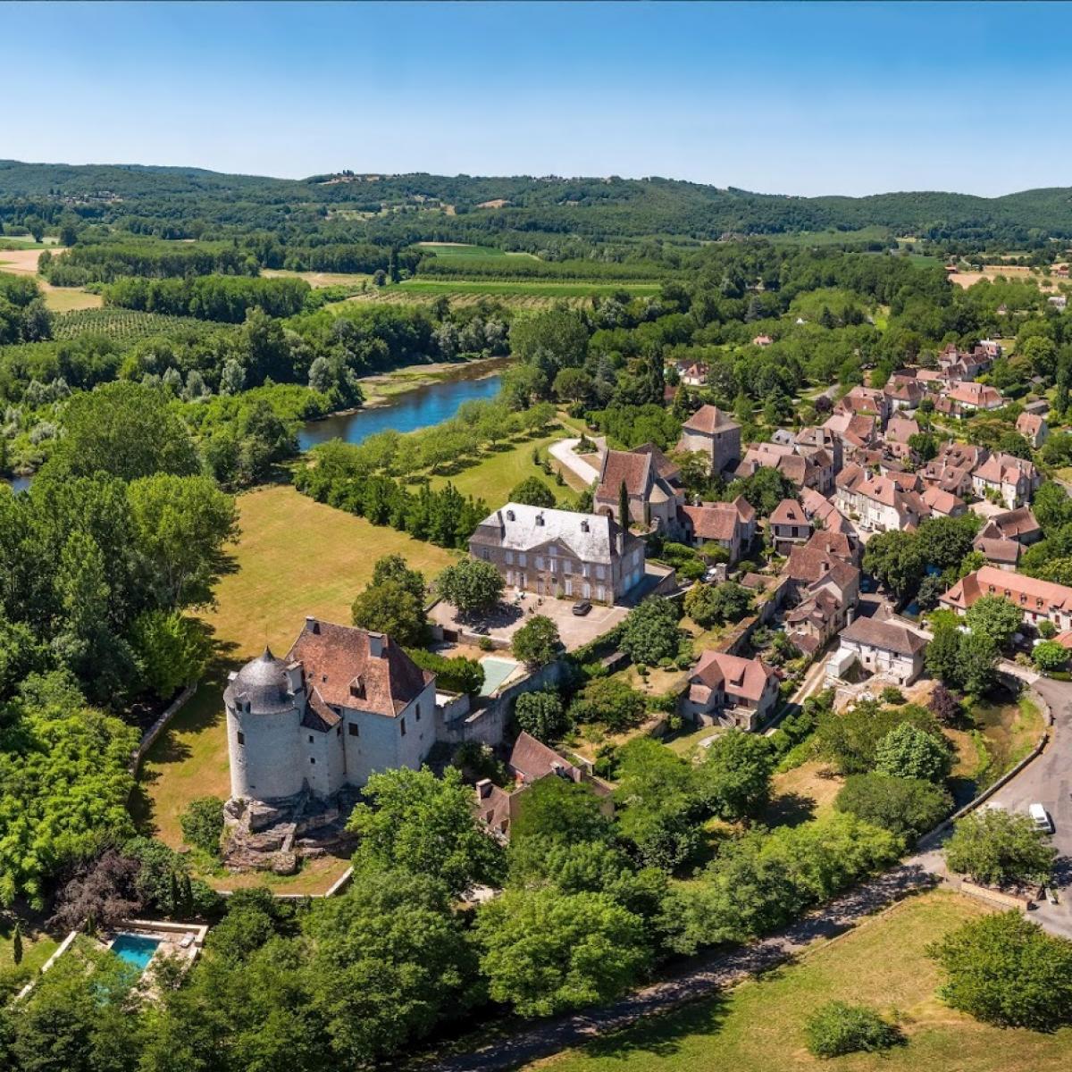 Meyronne visiter Meyronne. Visites, restaurants, hébergements