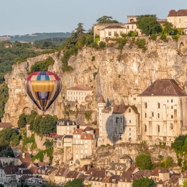 Décollage de montgolfière à Rocamadour