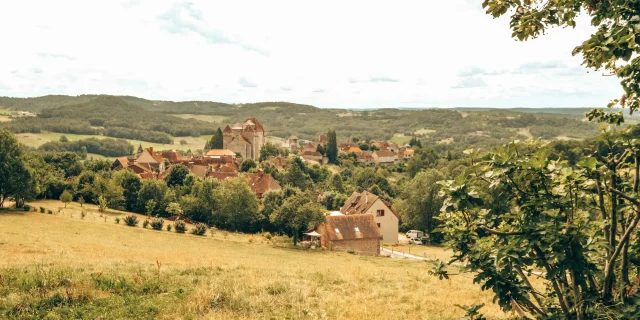 Curemonte vue d'ensemble