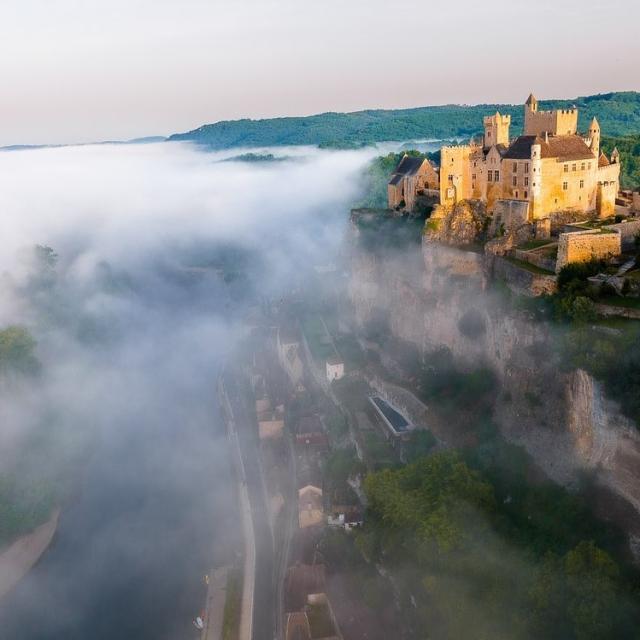Instagram #chateaudebeynac