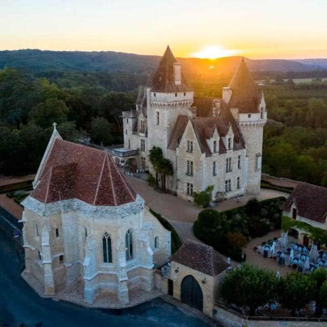 Instagram #castelnaudlachapelle