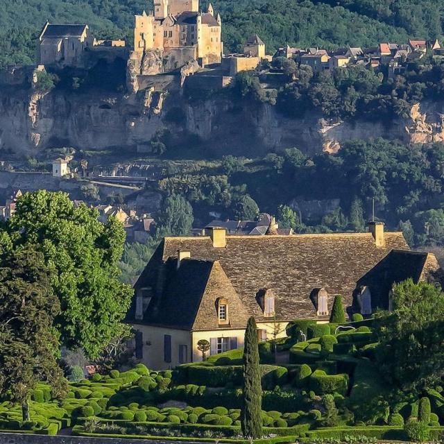Instagram #marqueyssac