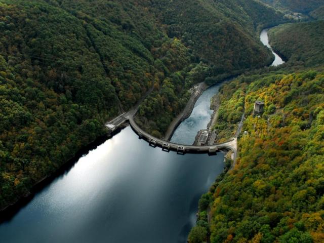 Barrage De Chastang