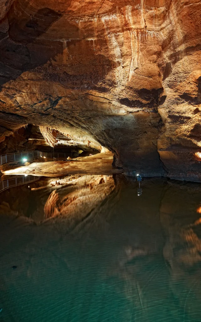 Grottes de Lacave