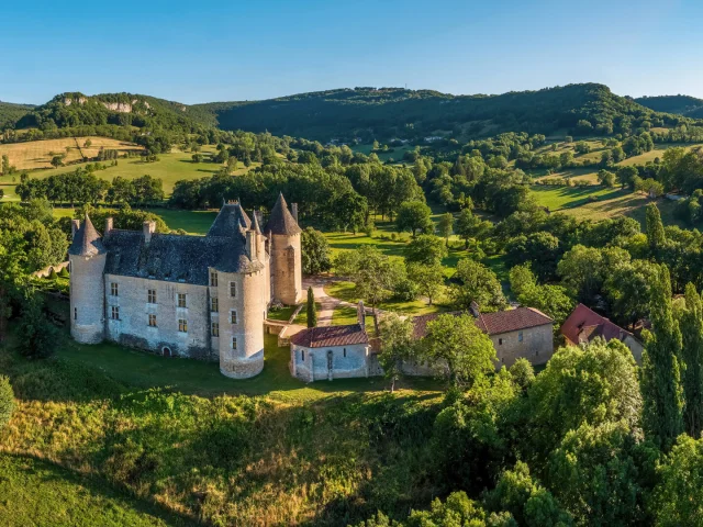 CHATEAU DE MONTAL