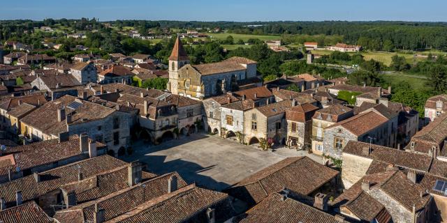 France, Dordogne (24), Périgord Pourpre, Monpazier, Village de Monpazier, (Vue aérienne)//France, Dordogne, Purple Perigord, Monpazier, Town of Monpazier, (aerial view)