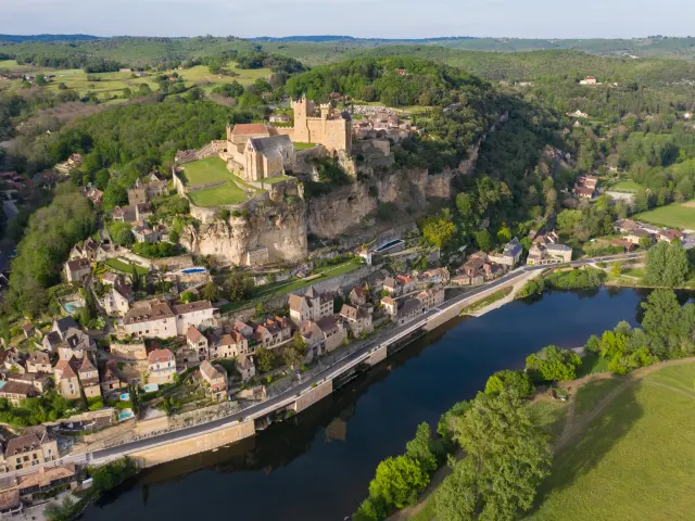 5559 Chateau De Beynac Et Cazenac Dordogne Libre