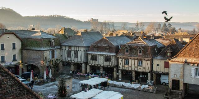 Cauvaldor Marche A La Truffe Bretenoux Malikaturin 4235.jpg 1920px Copie