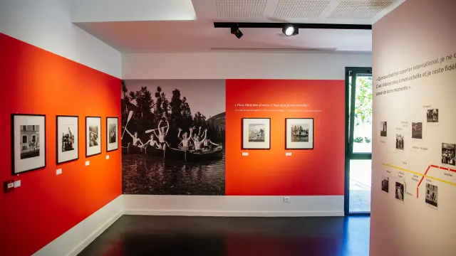 2215 Galerie De La Gare Robert Doisneau Les Conteurs
