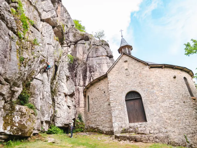 Chapelle Notre-Dame du Roc à Servières-le-Château